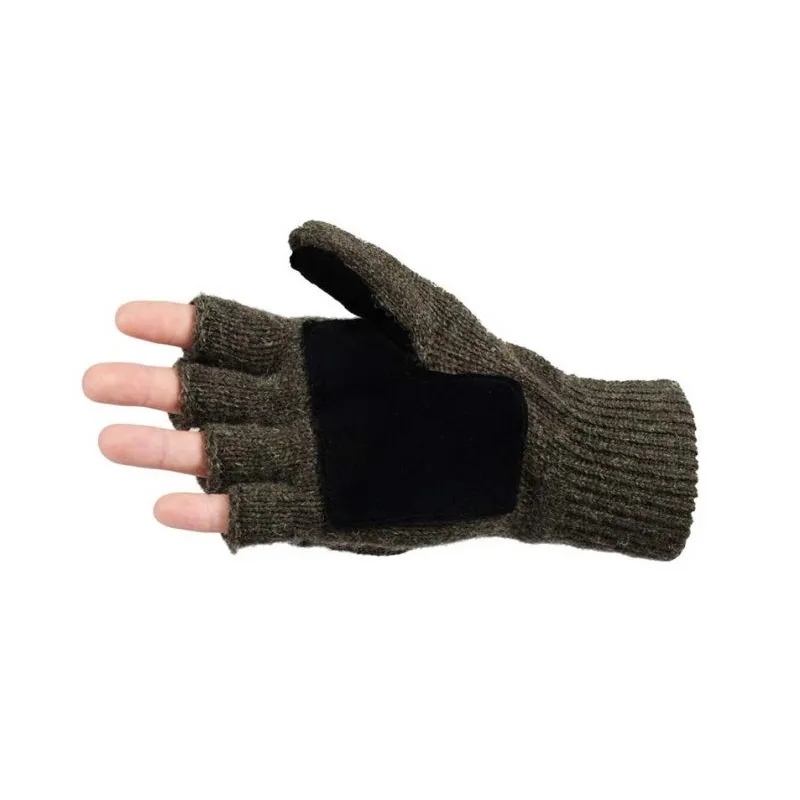 Dovrefjell kynsikkäät, joissa villahuopa lapanen.